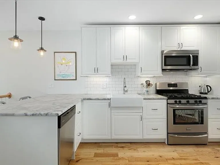 1428 S Clarion St — Photo 5