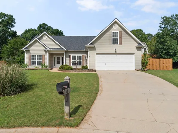 408 Cotton Hall Ct, Simpsonville, SC 29680