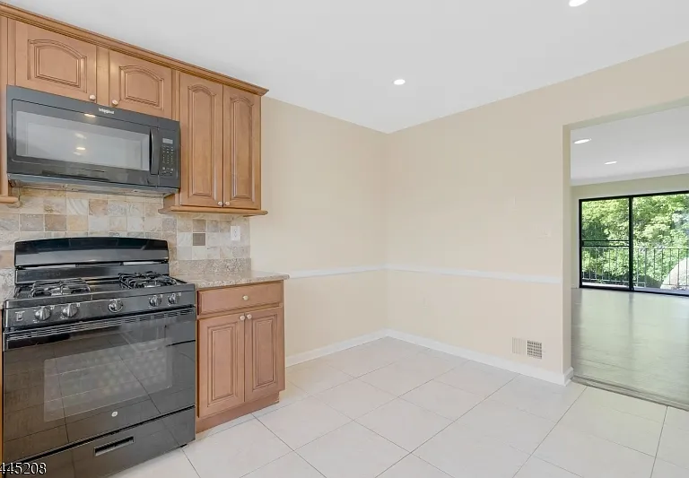 182 Wildflower Ln — Photo 15