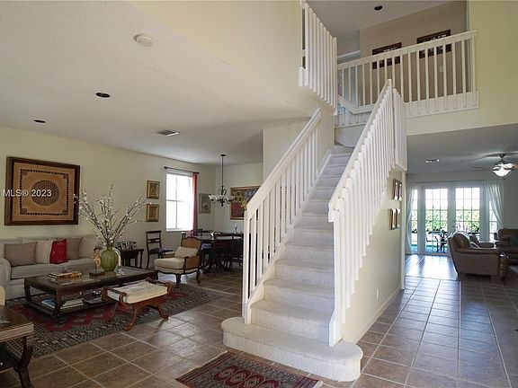 4th image of 1546 Sandpiper Cir