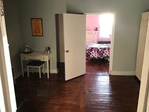 2nd image of 119 Willow Ave APT 3