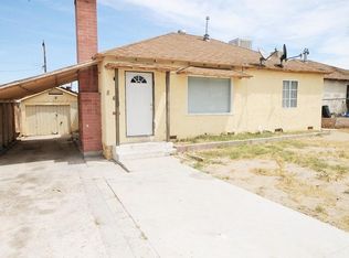 841 Flora Ave, Barstow, CA 92311