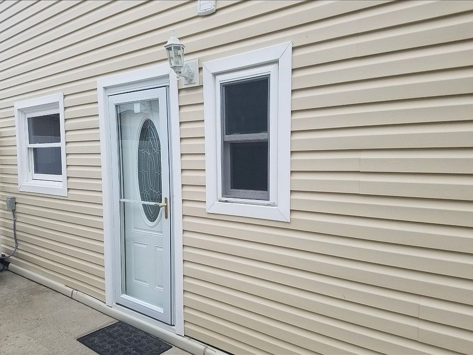 1st image of 92 Amsterdam Ave #1