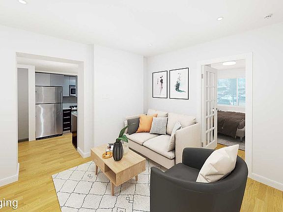 3rd image of 1311 Jackson Ave APT 2B