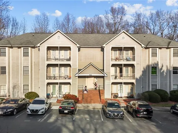 702 Glendale Dr APT F, Greensboro, NC 27406