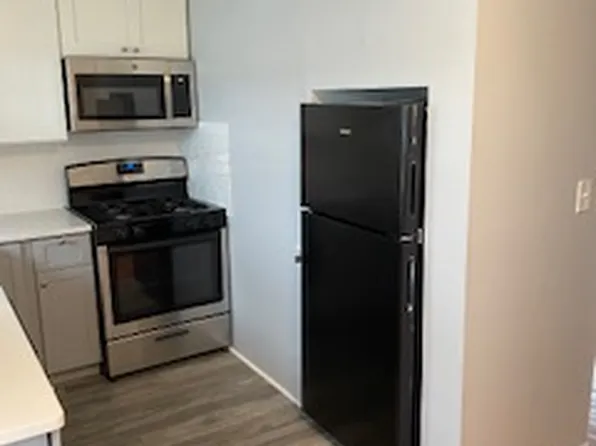 218 Cliff St, Cliffside Park, NJ