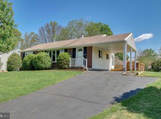 208 Lorna Rd, Hatboro, PA 19040