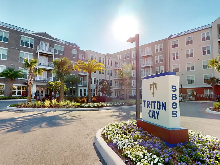 Close to everything, come see the beauty of Triton Cay Universal Orlando