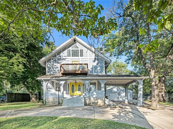 6014 Agnes Ave, Kansas City, MO 64130