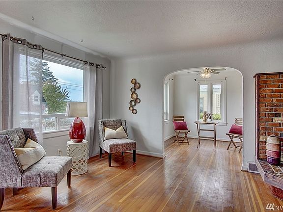 5th image of 2106 N Lafayette Ave