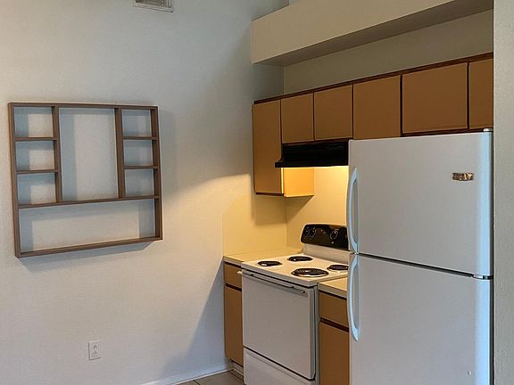 5th image of 29302 Lazy Pine Dr