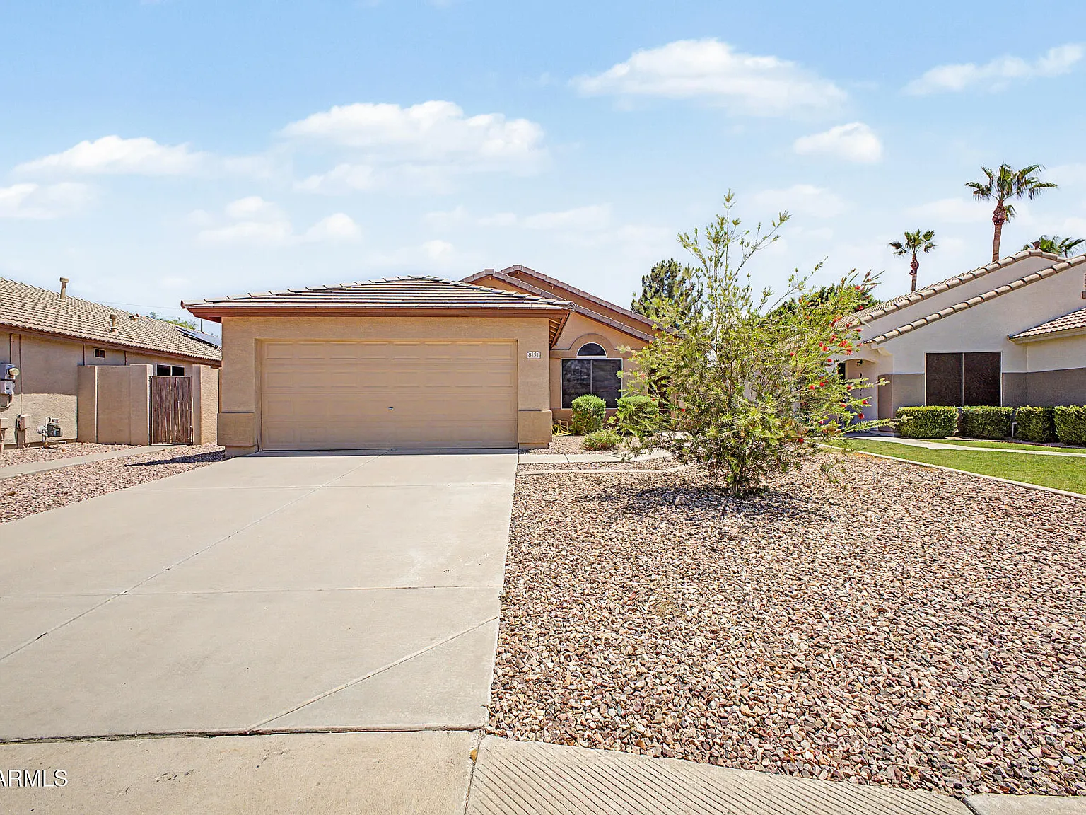 3 bed, 2.0 bath, 1536 sqft, $2,200 — Photo 2