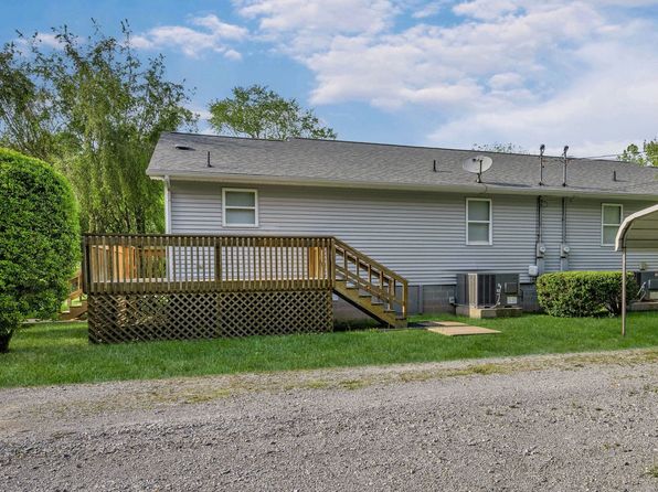 120 E Acres Ave #B, Waverly, TN 37185