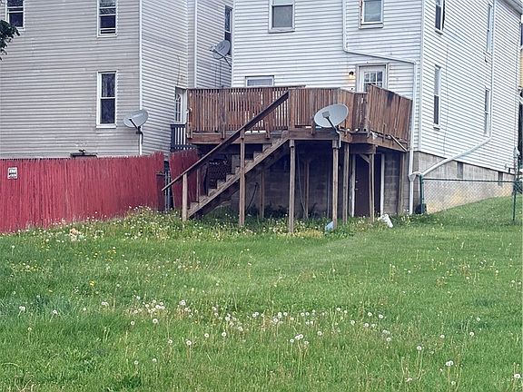 2nd image of 1129 Arch St