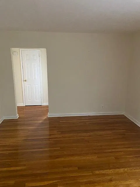 491 Tenafly Road — Photo 3