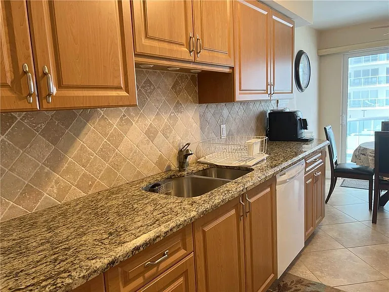 3400 Galt Ocean Dr #203S — Photo 4
