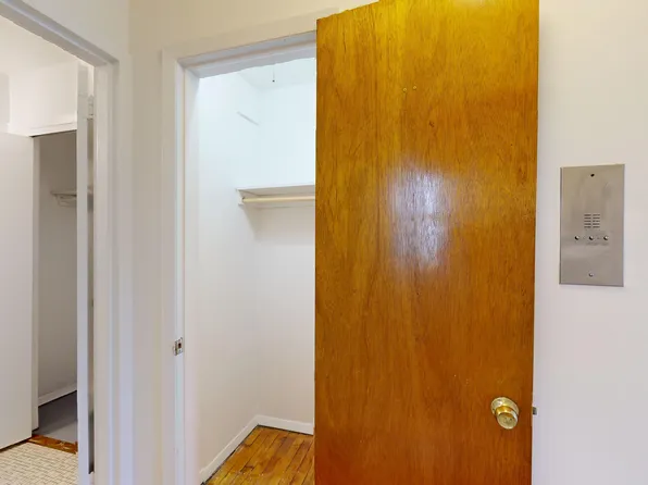 336 East 22nd Street image 9 of 11