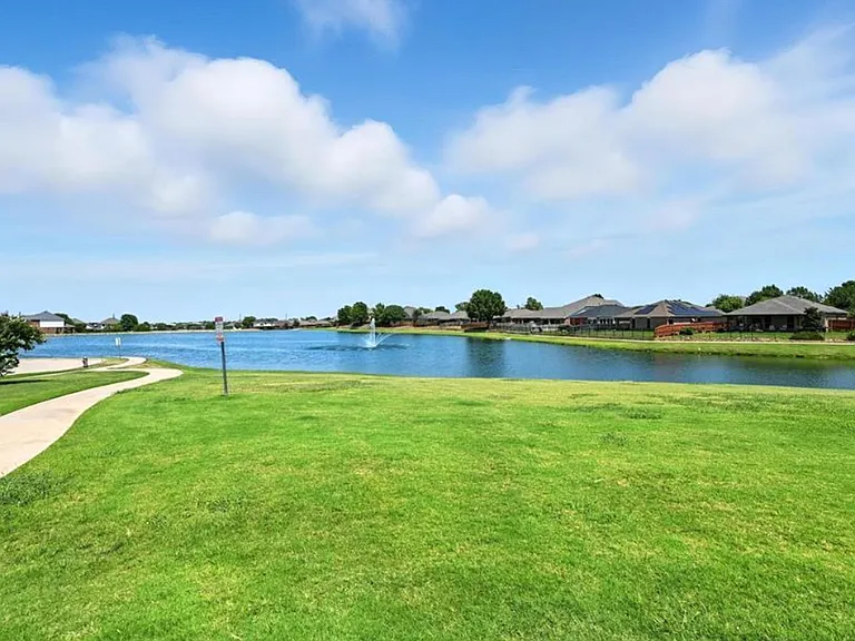 12500 Cottageville Ln — Photo 15