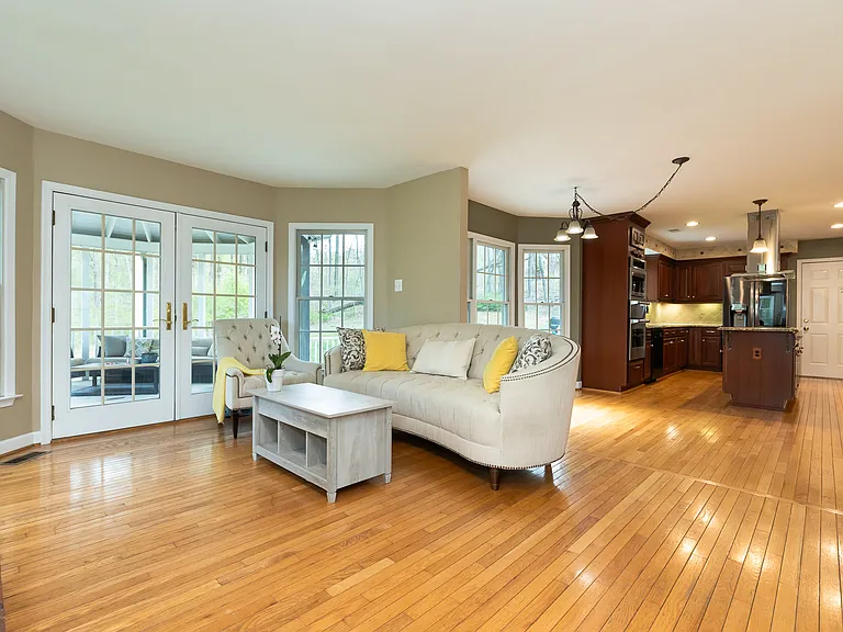13576 Highland Rd — Photo 61