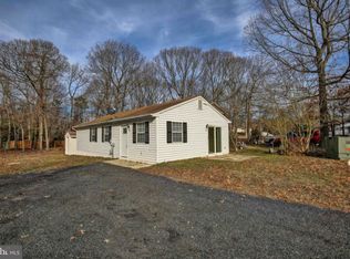 541 White Sands Dr, Lusby, MD 20657