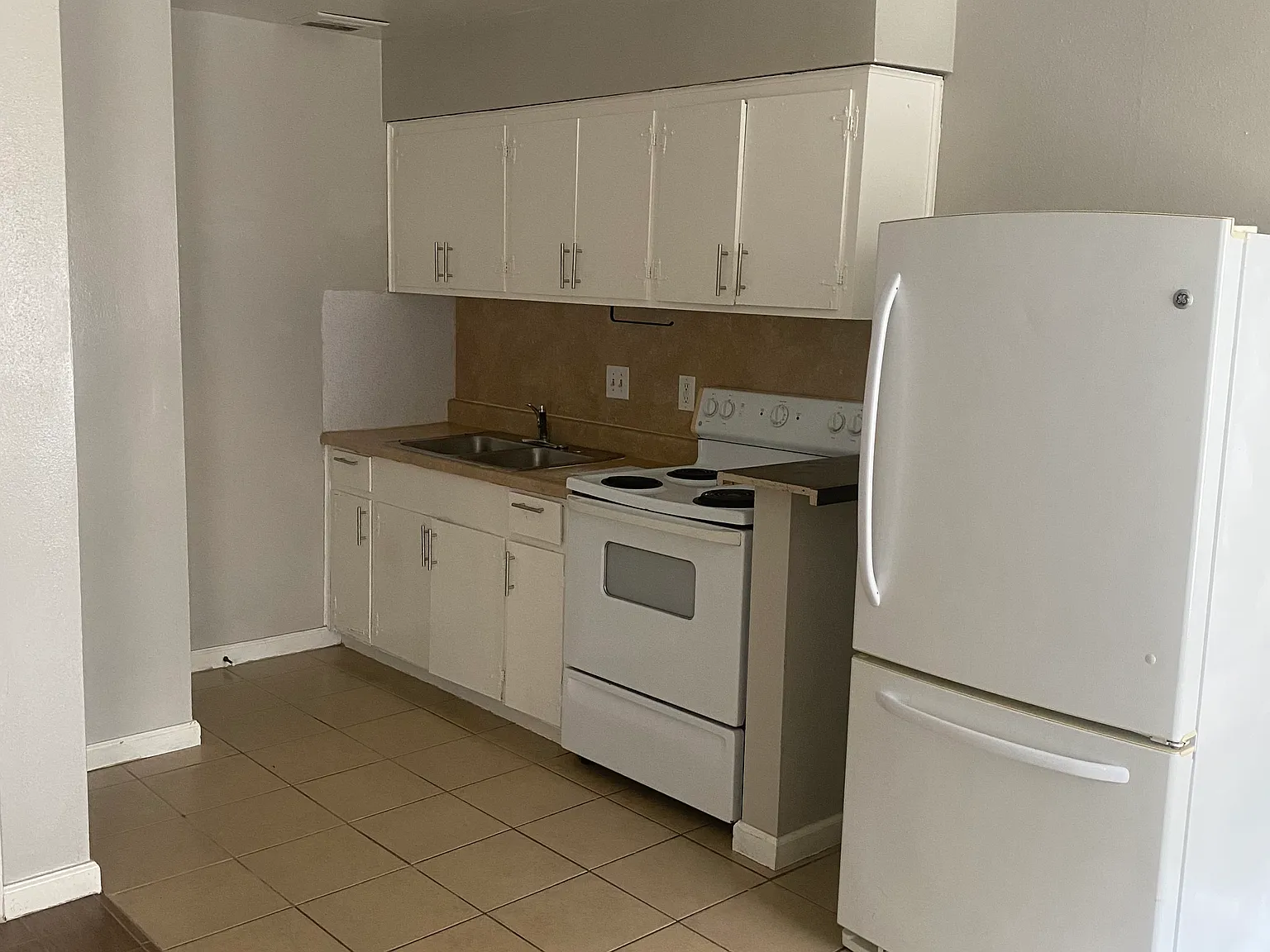 1 bed, 750 sqft, $850 — Photo 4