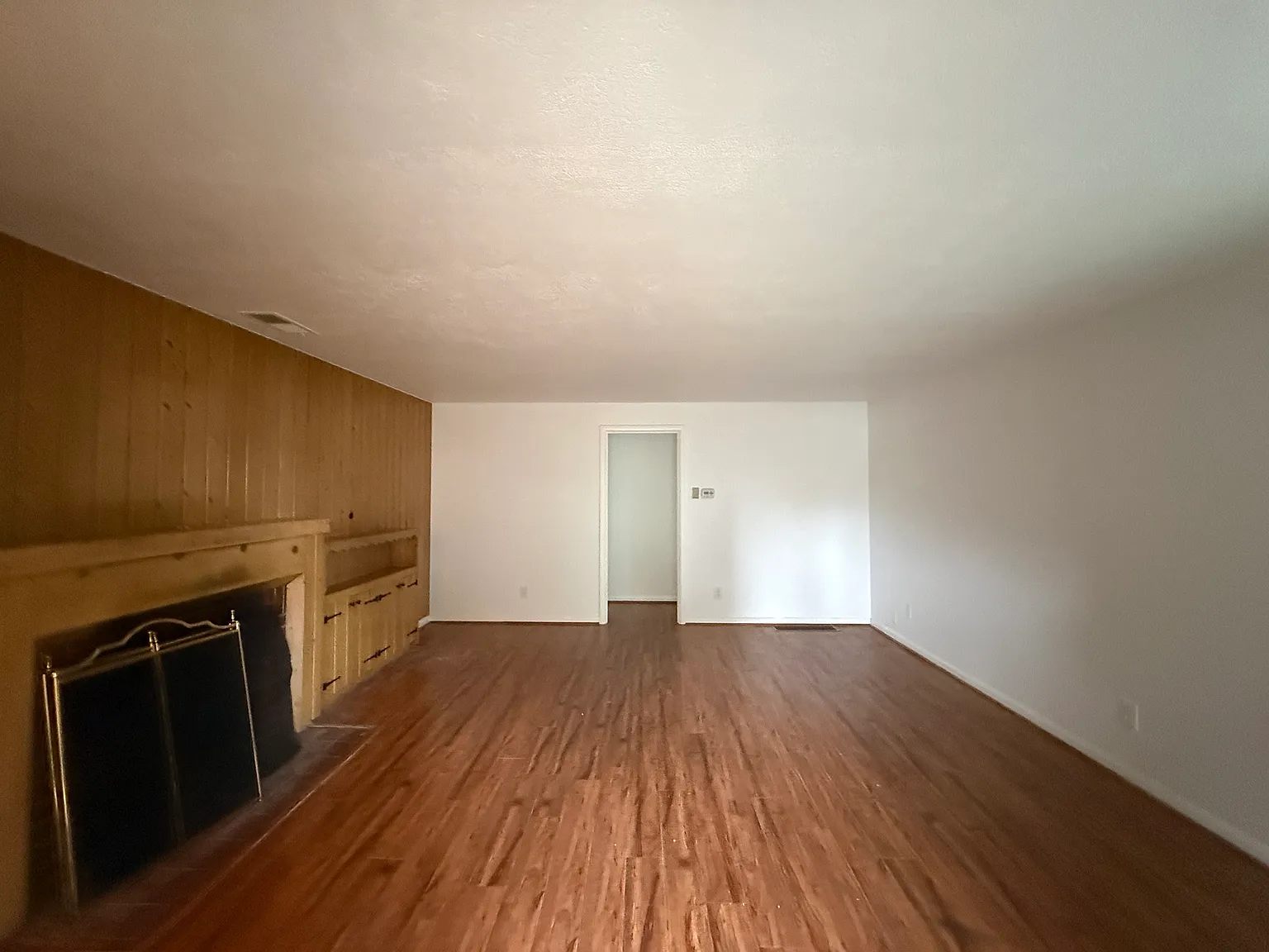1 bed, 700 sqft, $1,295 — Photo 2