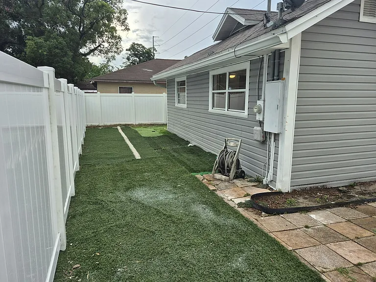 1402 E Bougainvillea Ave — Photo 22