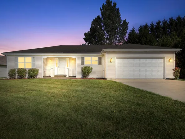 744 Ridge View DRIVE, Hartford, WI 53027