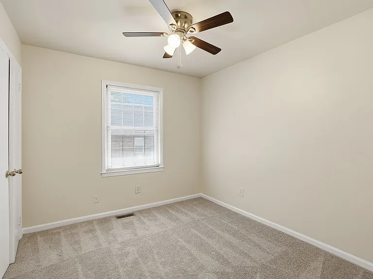 6346 Old Pineville Rd #G — Photo 10