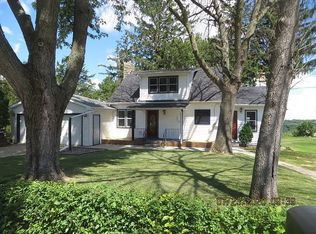 9333 Bellevue Hts, Dubuque, IA 52003