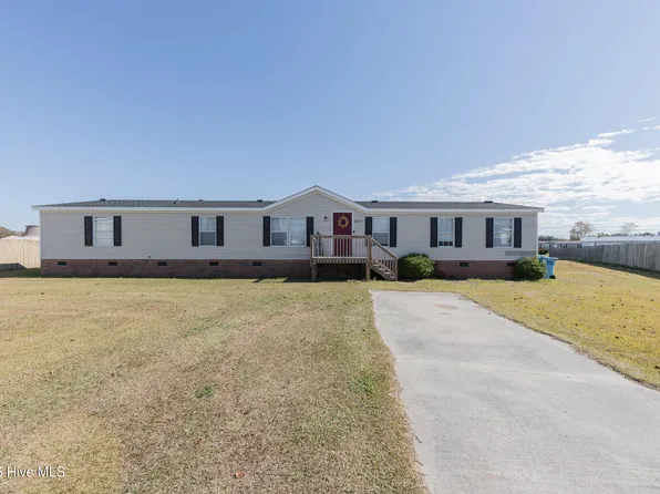 404 Threshing Court, Jacksonville, NC 28540