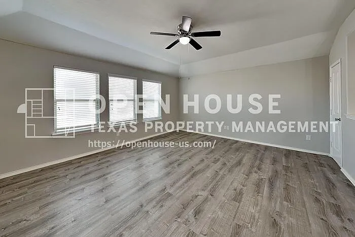 14305 Artisan Dr — Photo 5