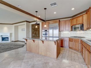 17050 Crestpeak Ct, Riverside, CA 92503
