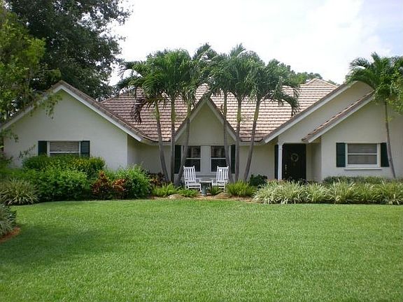 3rd image of 4273 Saint Andrews Dr