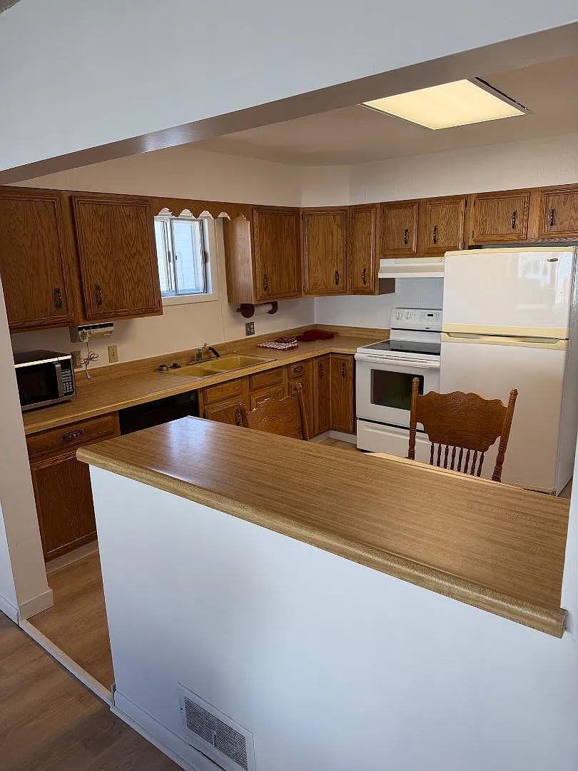 509 Lignite Ave — Photo 2