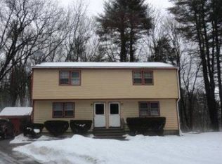 138 Main St, Raymond, NH 03077