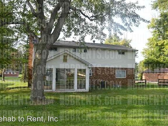 2nd image of 7566 Bonnie Dr