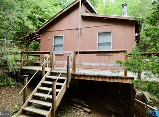 174 Mountain Laurel Cir, Lost City, WV 26810