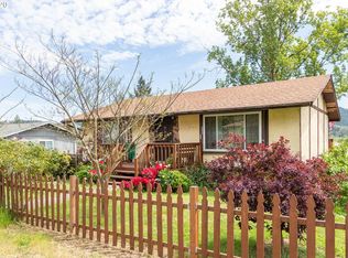 680 W 2nd Ave, Sutherlin, OR 97479