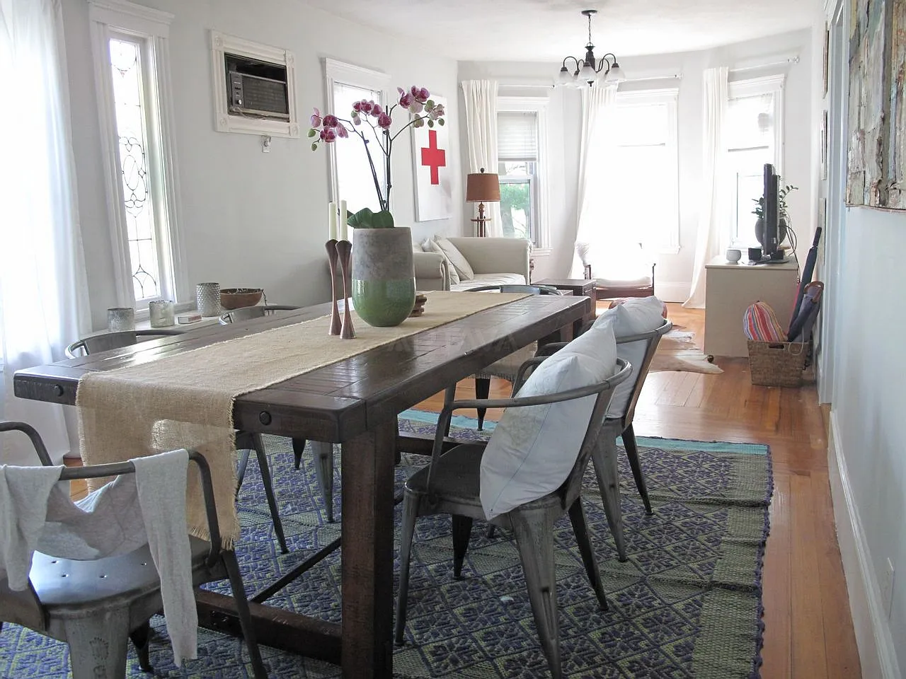 Ball Square area, 2 bedroom, 1 bathroom apartment — Photo 2