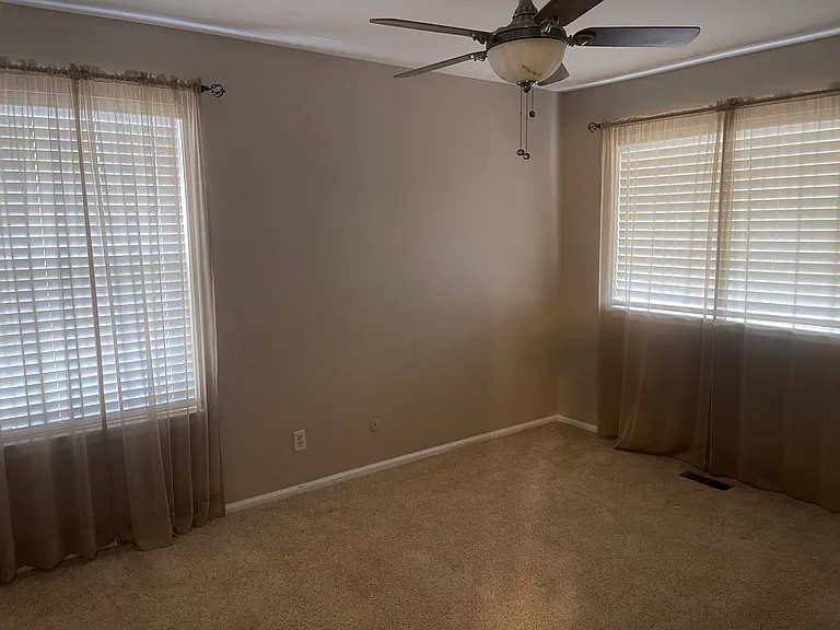 13749 E Marina Dr #A — Photo 11