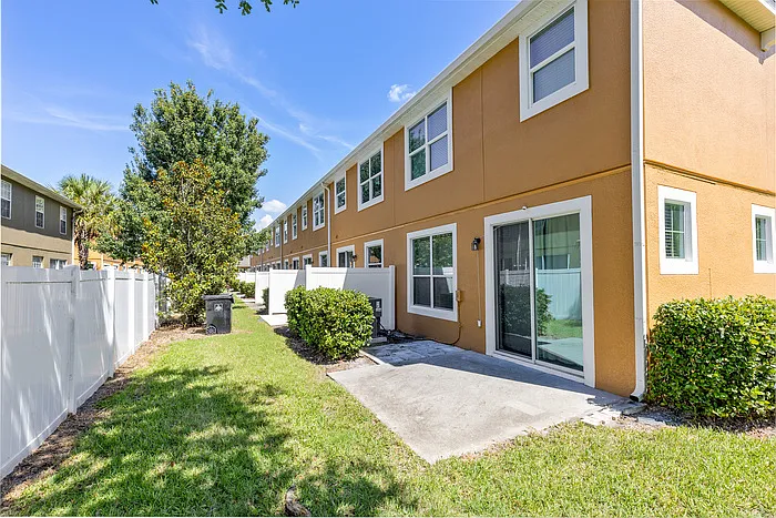 9496 Strongbark Ln — Photo 21