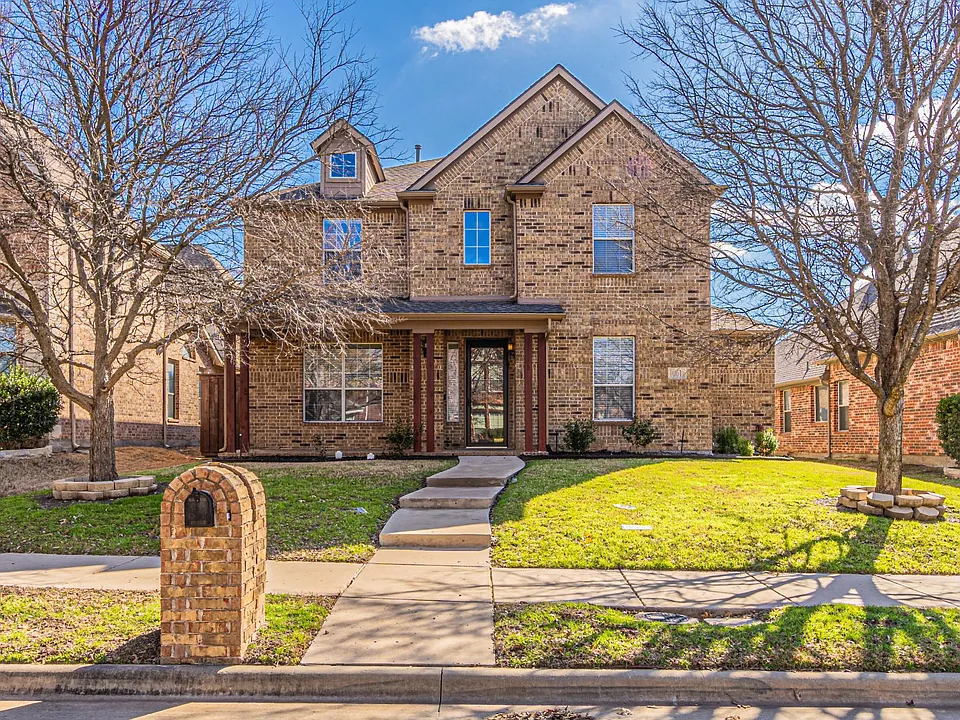 10611 Providence Dr