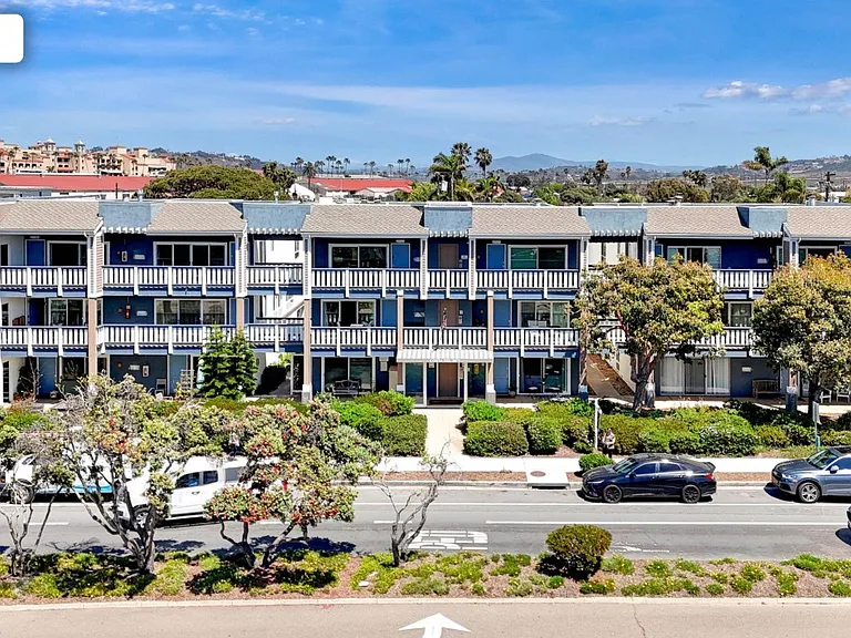 2715 Camino Del Mar — Photo 10