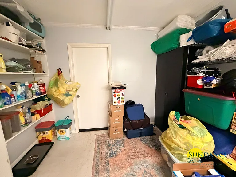 215 Moriarty St — Photo 11