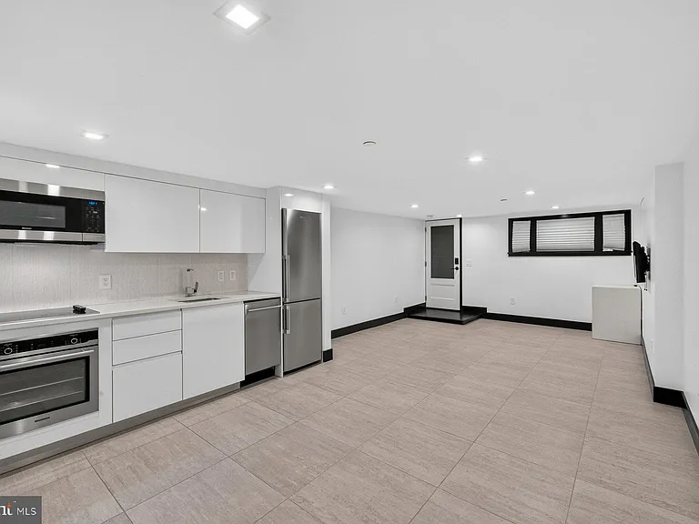 1513 Vermont Ave NW #BASEMENT — Photo 6
