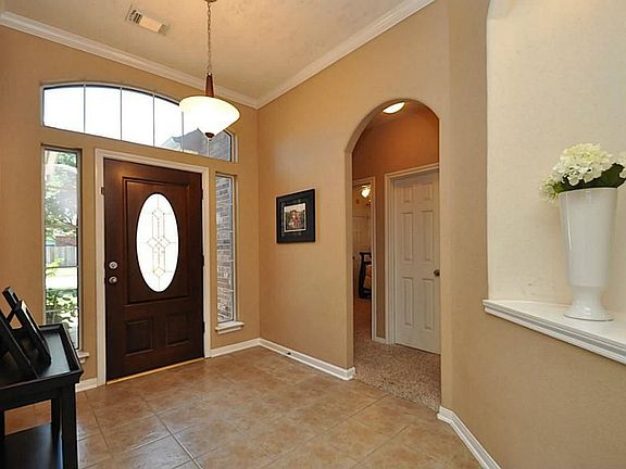 5th image of 7910 Ingle Oak Dr