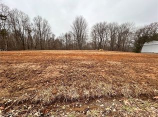 5715 Sugargrove Rd, Blue Rock, OH 43720