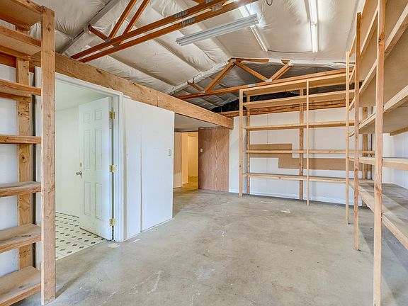 2nd image of 3489 Randall Ave