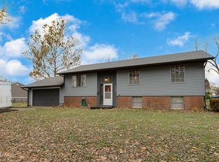 2509 Fairway Dr, Joliet, IL 60435
